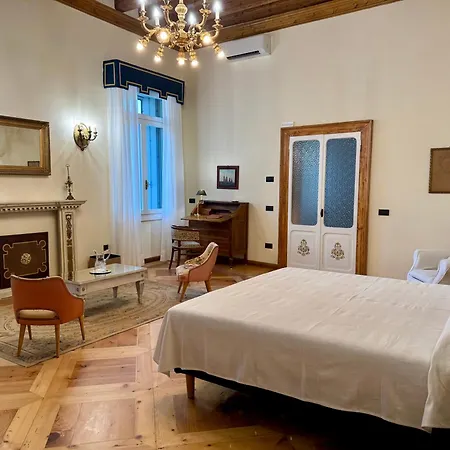 Palazzo Zironda B&B