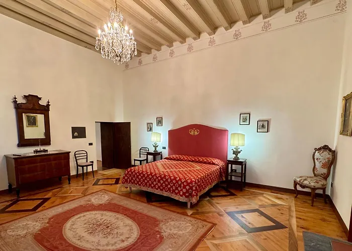 Palazzo Zironda Bed & Breakfast 3*