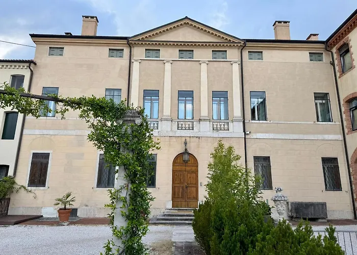 Palazzo Zironda 3*