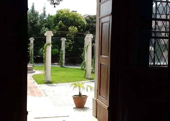Palazzo Zironda Bed & Breakfast 3*